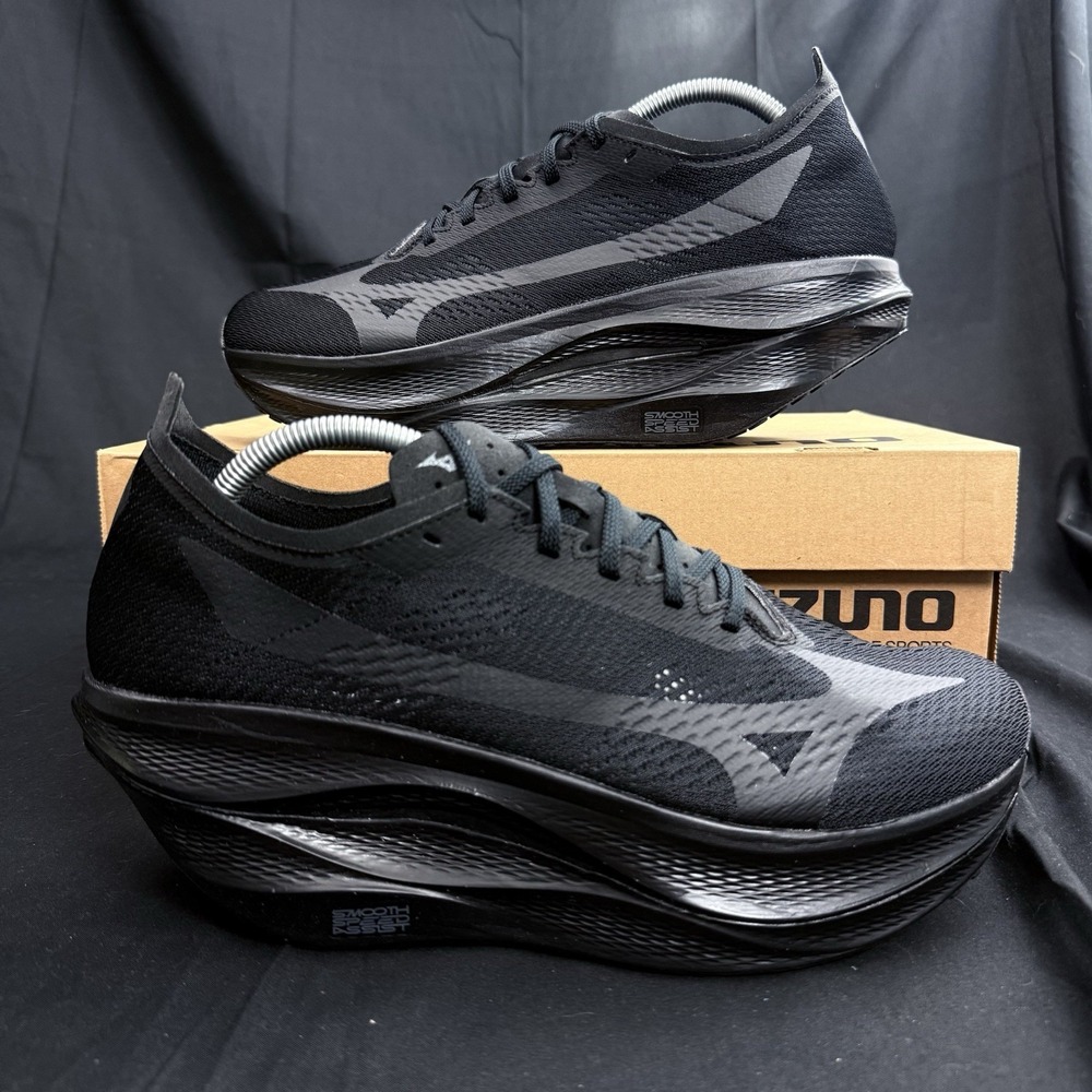 Mizuno Wave Rebellion Pro 3 Black CDG Men's 10.5 Womens 11.5 COMME des GARÇONS